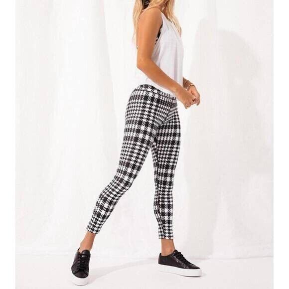 NWT ONA by YOON CHUNG Leggings Houndstooth Black White Active Sport M - Picture 3 of 6